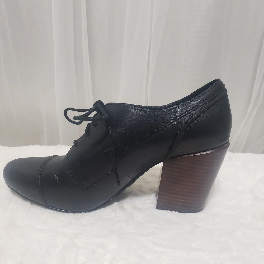 Fossil Black Leather Heeled Booties Sz 8 - Picture 11 of 16